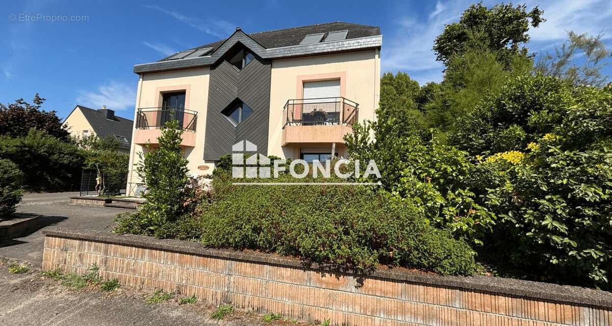 Appartement à THEIX
