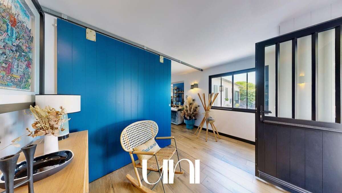 Maison 5 pièces de 277 m2 avec piscine et dépendance - Le-Bois-Plage-en-Ré - photo 18