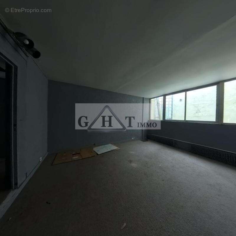 Commerce à MAISONS-ALFORT