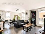 Appartement à DECINES-CHARPIEU
