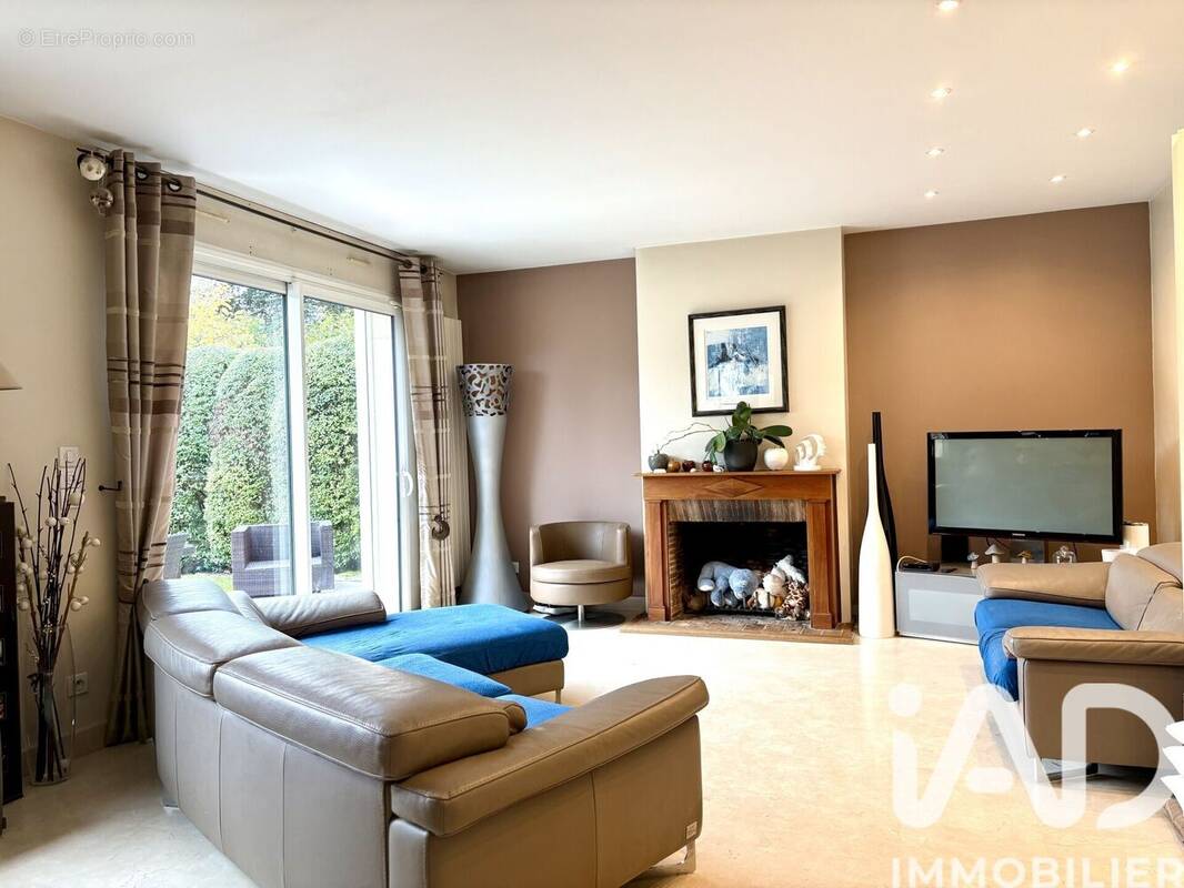 Photo 1 - Maison à ABLON-SUR-SEINE