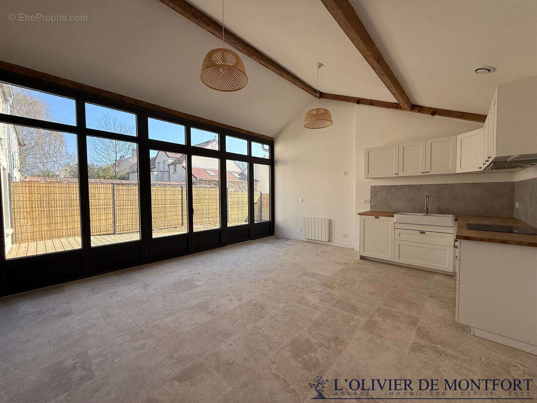 Maison à MONTFORT-L'AMAURY