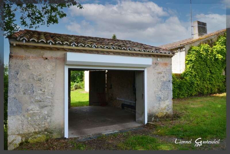 Maison à SAINT-QUENTIN-DE-CAPLONG