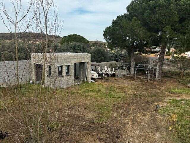 Terrain à LE POUGET