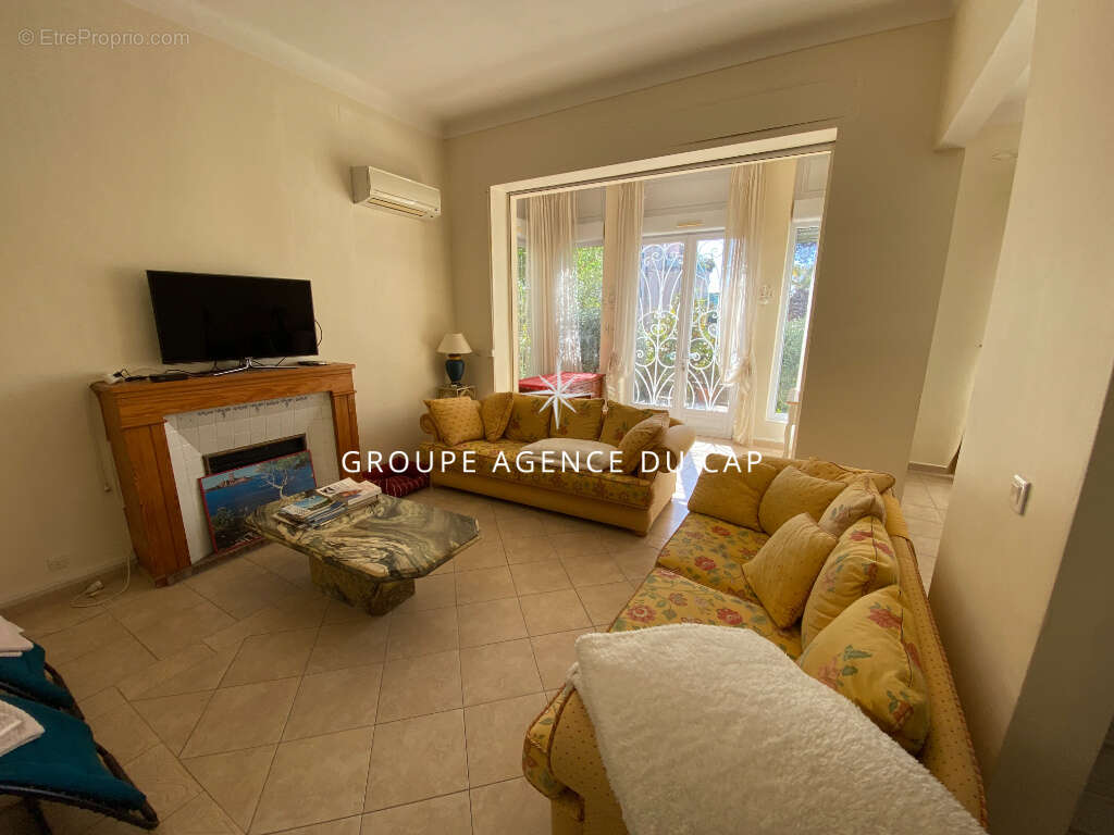 Maison à SAINT-RAPHAEL