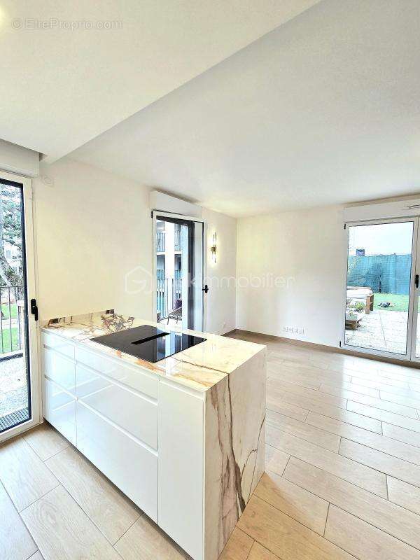 Appartement à RUEIL-MALMAISON