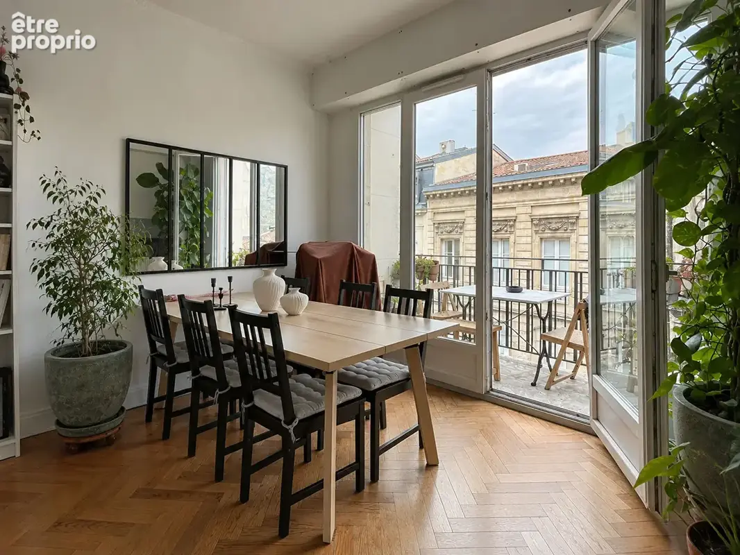 Bordeaux Palais Gallien - Fondaudège  - Appartement T4 avec garage fermé - photo 8