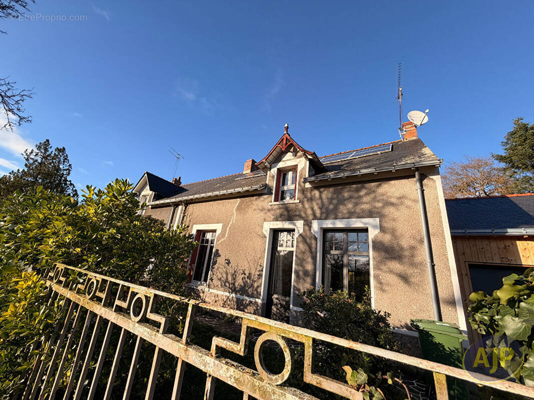 Maison à SAFFRE