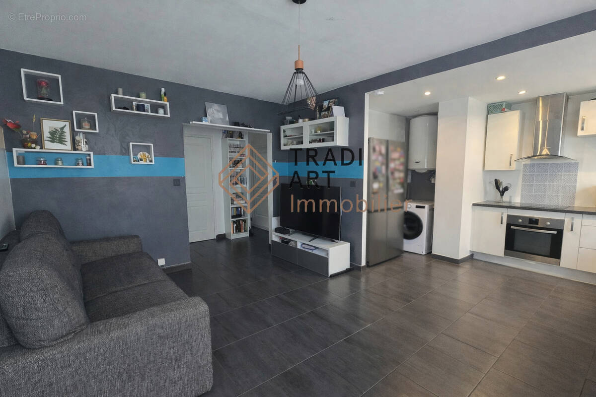 Appartement à SAINT-MICHEL-SUR-ORGE