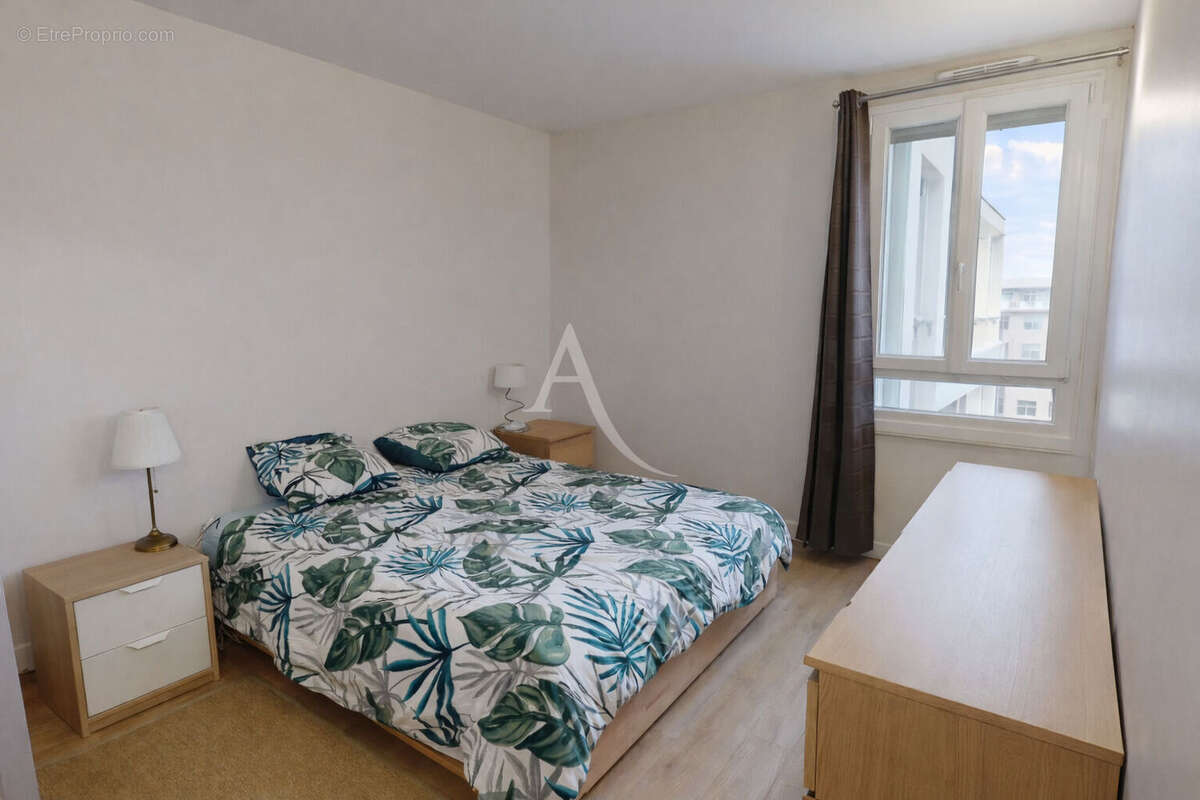Appartement à MAISONS-ALFORT