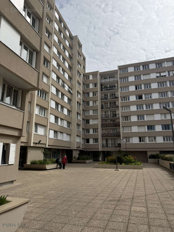 Appartement à MONTREUIL