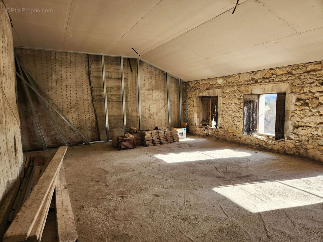 Appartement à PONT-SAINT-ESPRIT