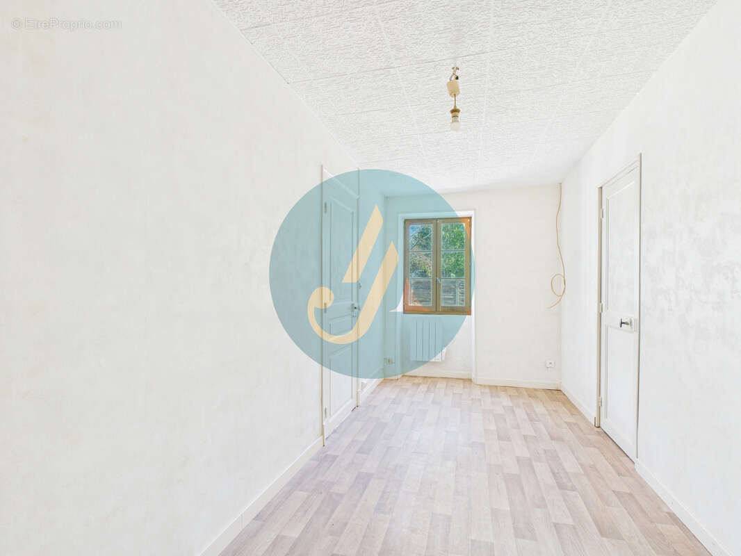 Maison à MESVES-SUR-LOIRE