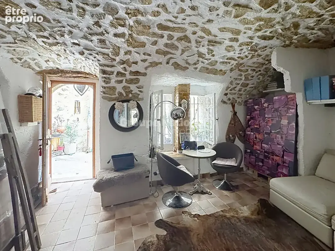 Charmant studio au coeur du village d'Auribeau - photo 4