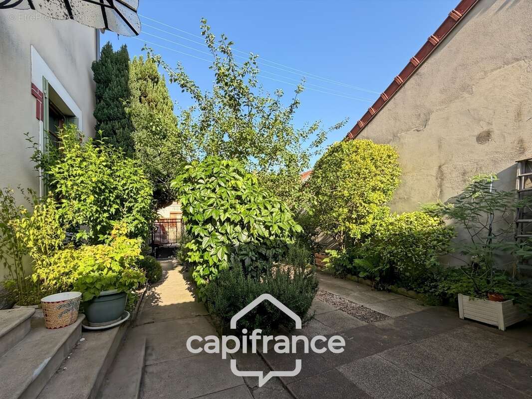 Coup de coeur - Charmante Maison 3 pièces 74 m² avec jardinet-Garage-Proche de toutes commodités - photo 10