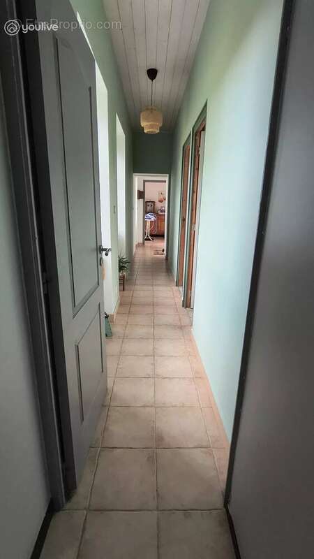 Maison à CHATEAUNEUF