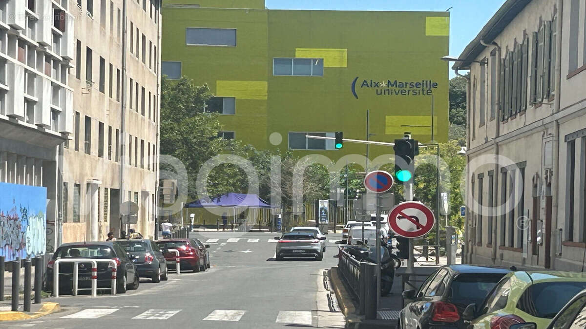 Appartement à MARSEILLE-5E