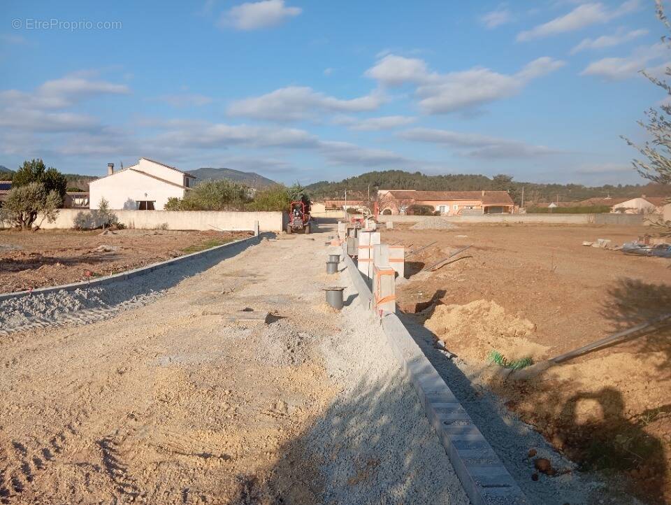 Terrain à CESSENON-SUR-ORB