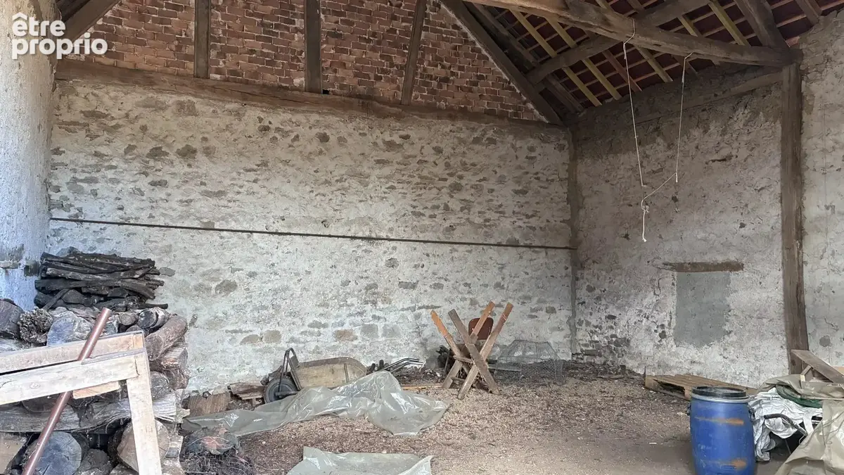 Petite maison de village avec une grange et terrain - photo 12