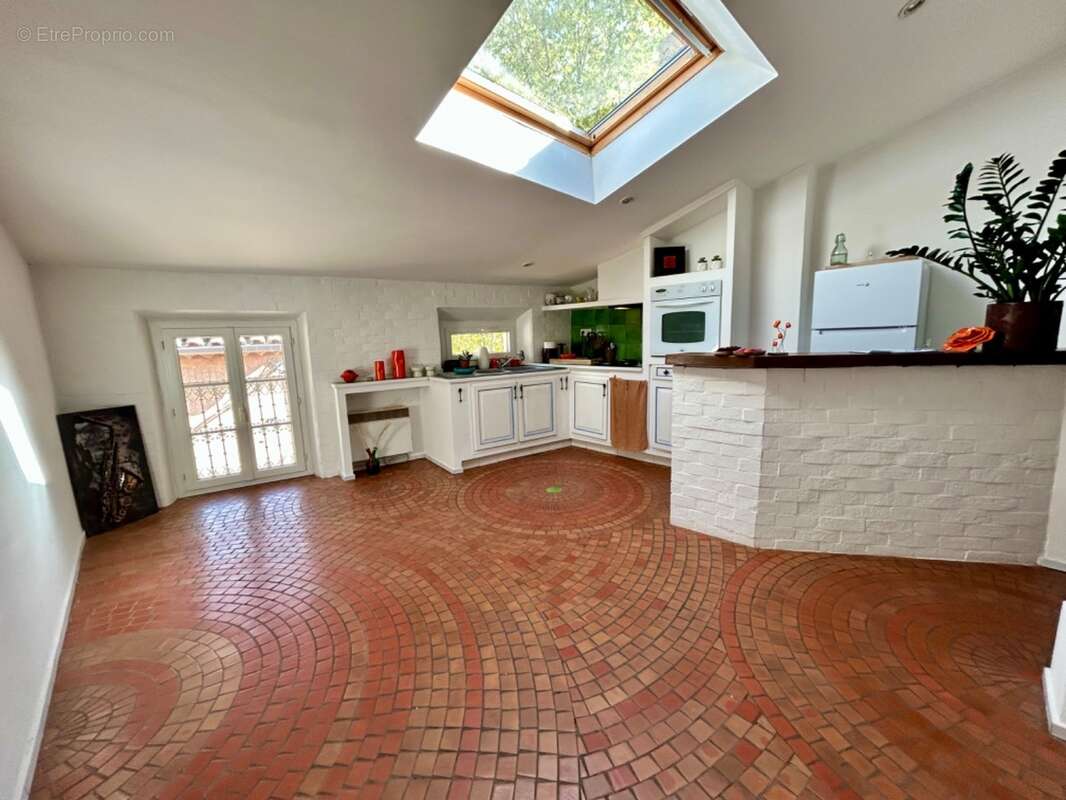 Appartement à SALERNES