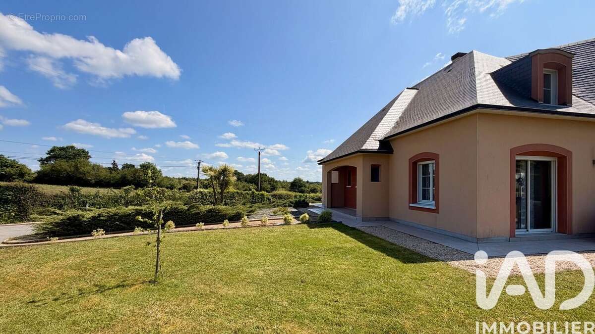 Photo 2 - Maison à GREZ-NEUVILLE