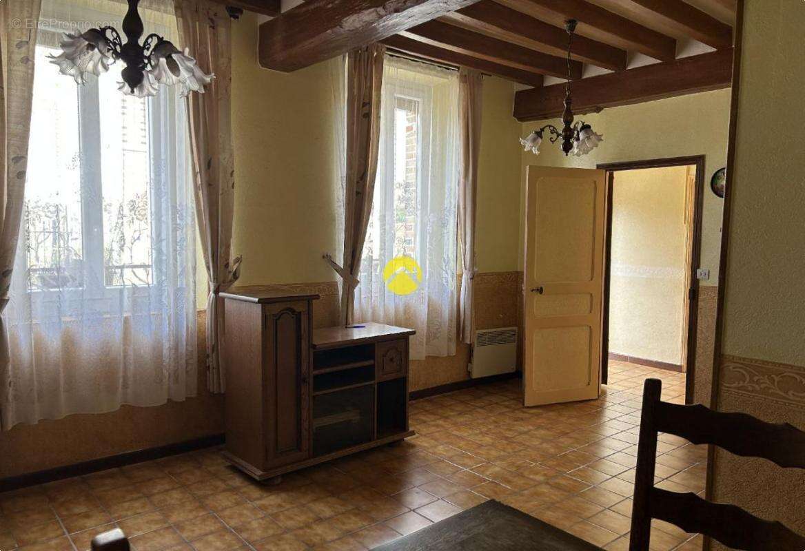 Maison à SAINT-VALERIEN