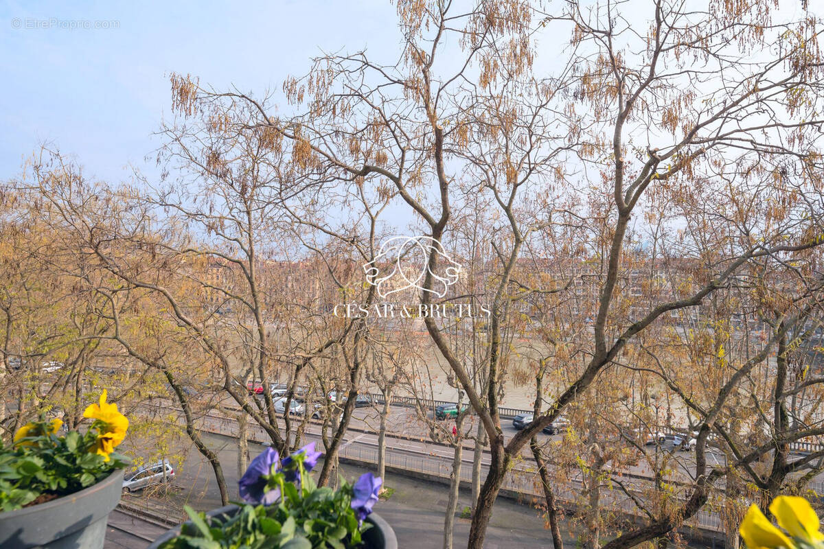 Appartement à LYON-5E