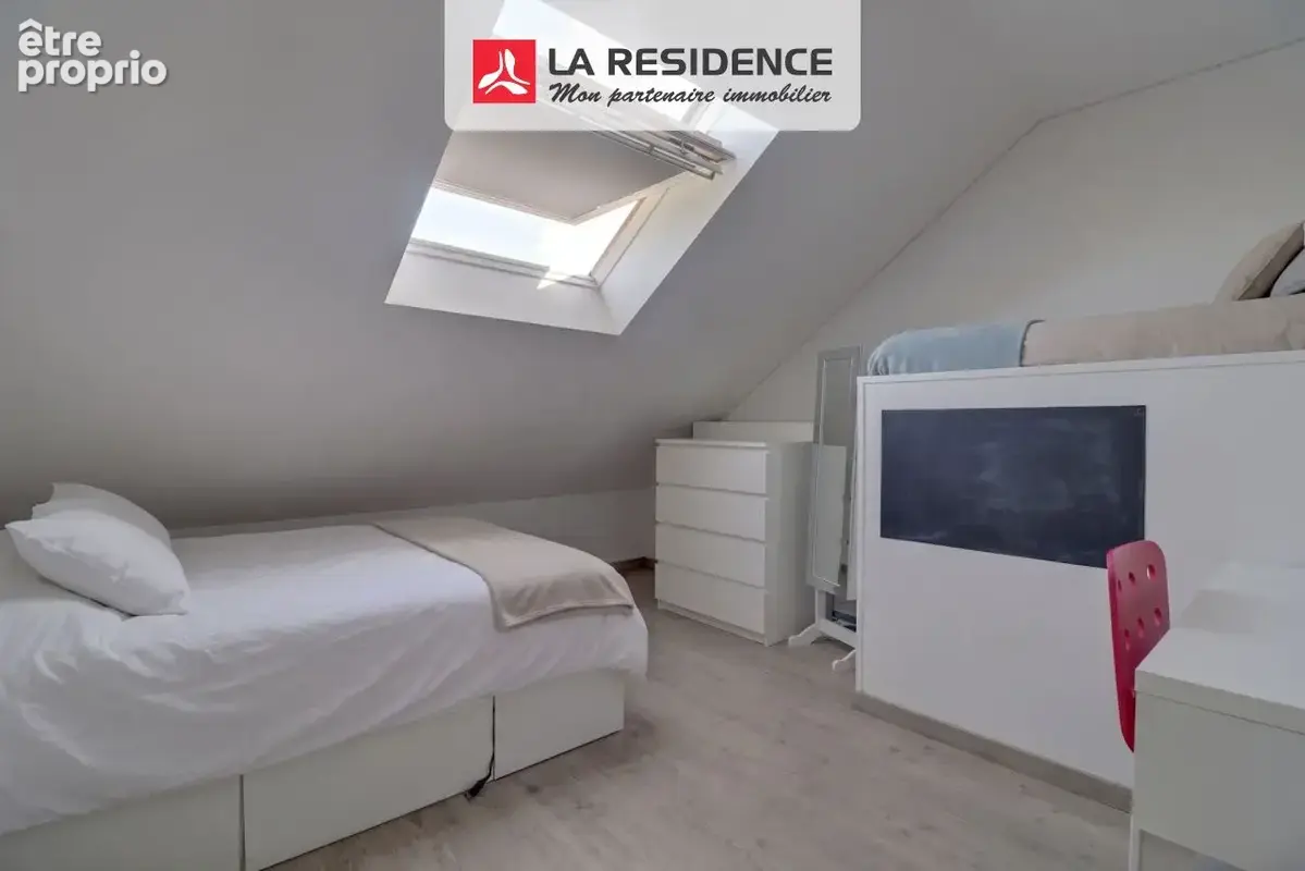 Appartement 6 pièces 114 m² à vendre à Ezy-Sur-Eure (27530) - photo 9