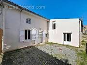 Photo 1 - Maison à SAINT-MANDE-SUR-BREDOIRE