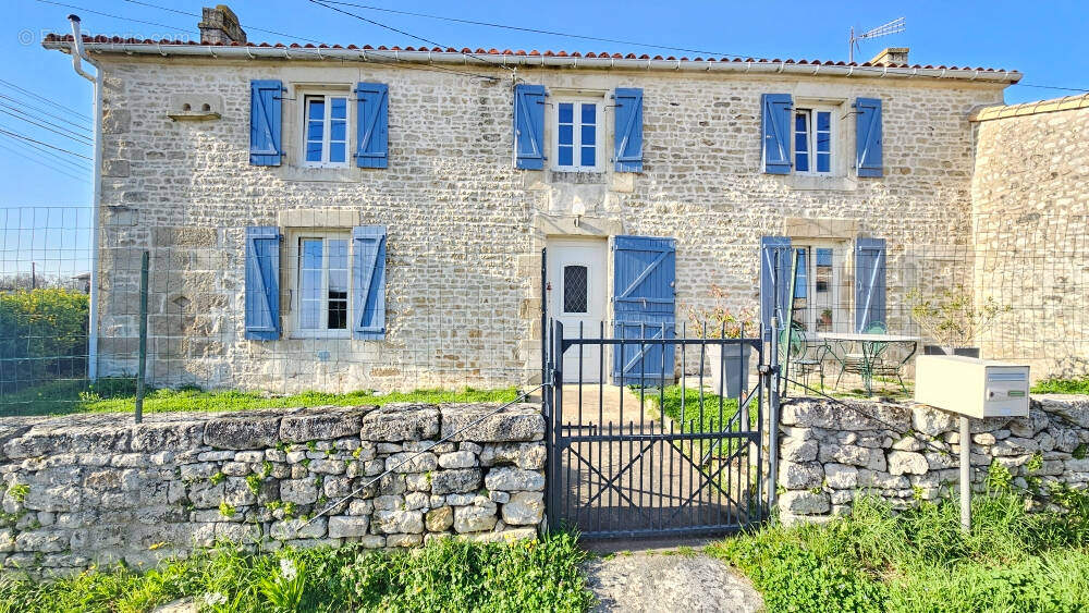 Maison à ECHIRE
