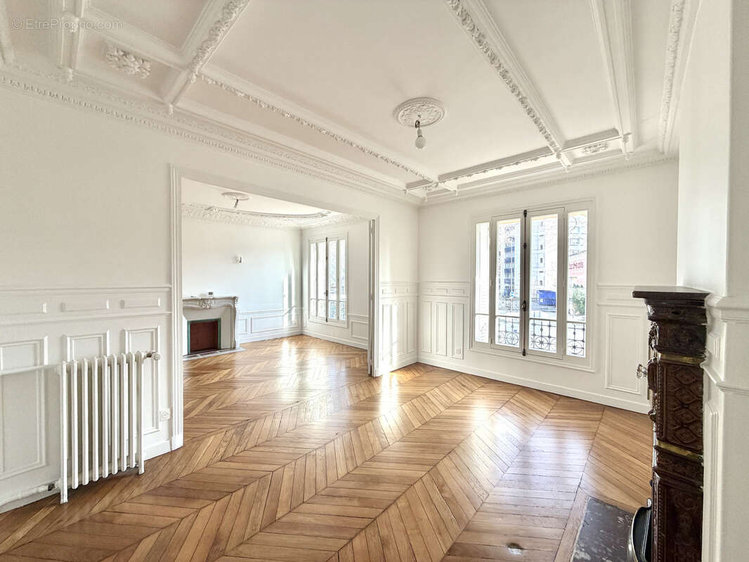 Appartement à PARIS-12E
