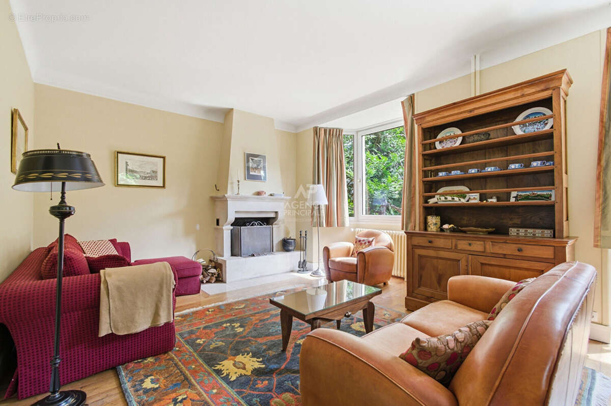 Maison à MARLY-LE-ROI