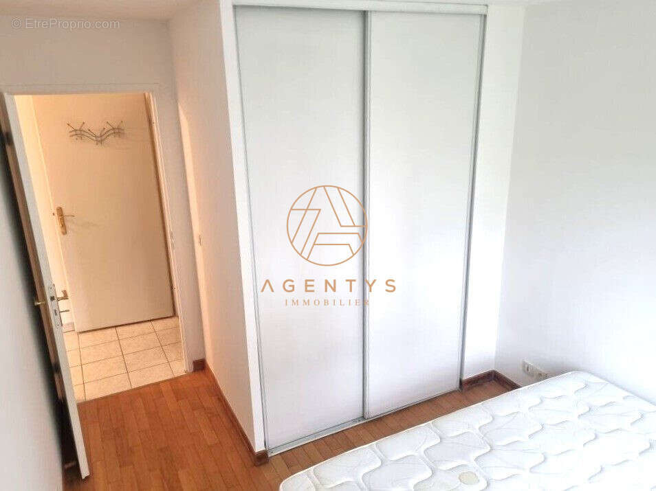 Appartement à LE PLESSIS-TREVISE