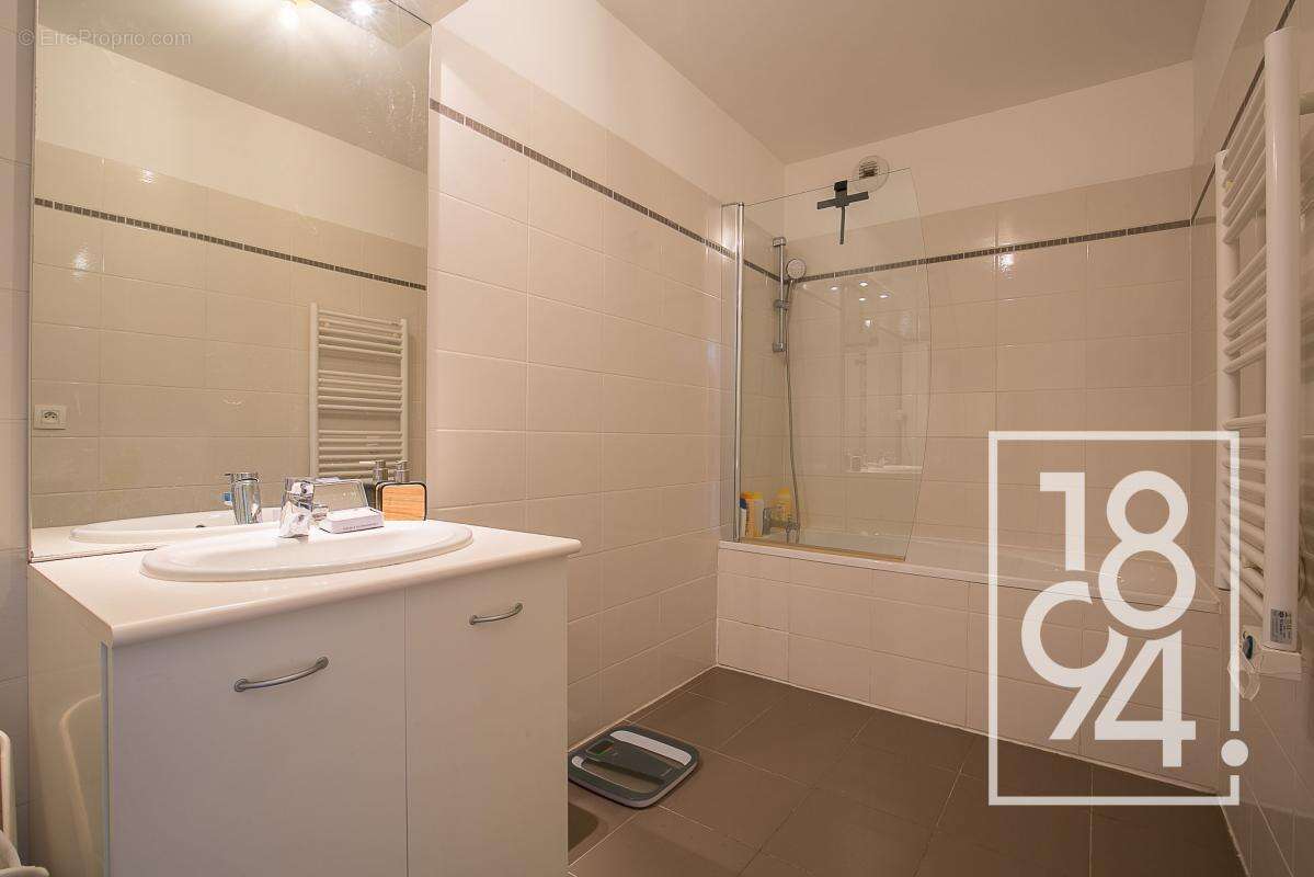 Appartement à MARSEILLE-10E