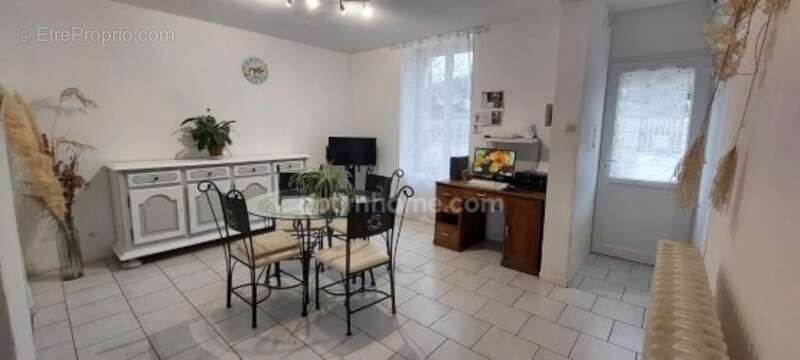 Maison indépendante habitable de suite sur un beau terrain clos !! - photo 3