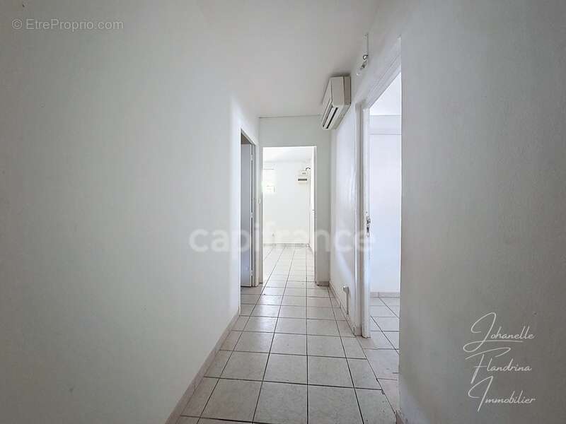 Maison à CAPESTERRE-BELLE-EAU