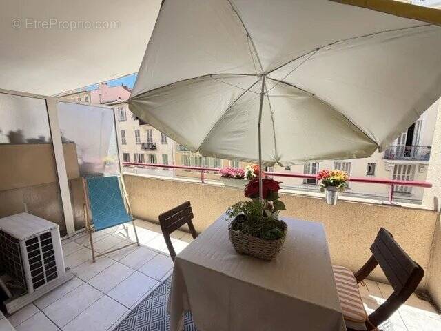 Appartement à NICE