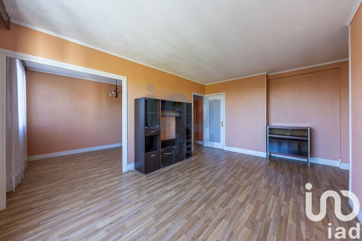 Photo 1 - Appartement à VIRY-CHATILLON