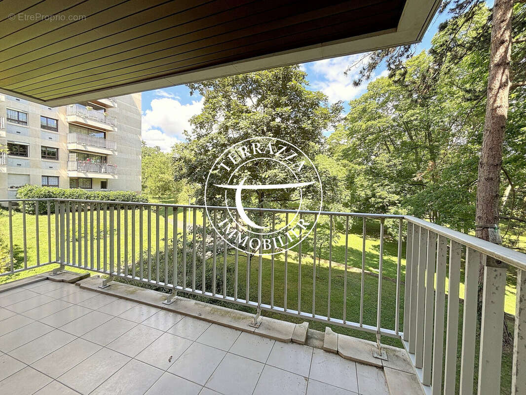 Appartement à GARCHES
