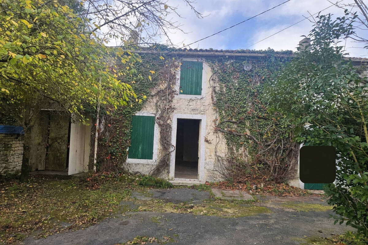 Maison à NACHAMPS