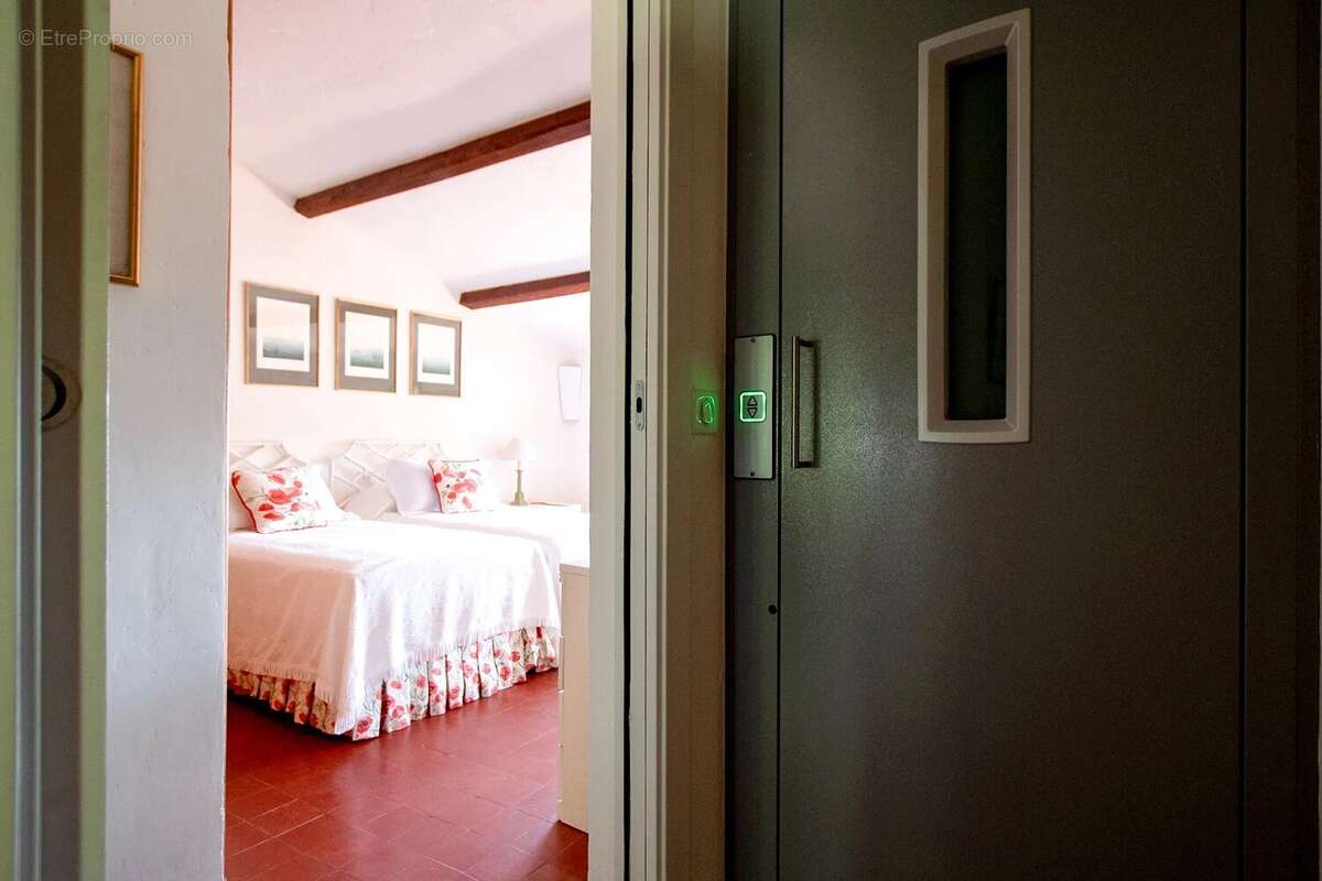 Maison à LE BAR-SUR-LOUP