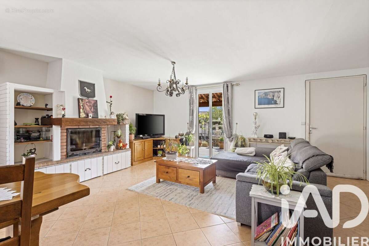 Photo 4 - Maison à POURRIERES