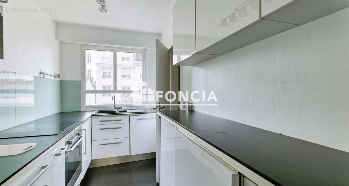 Appartement à ISSY-LES-MOULINEAUX