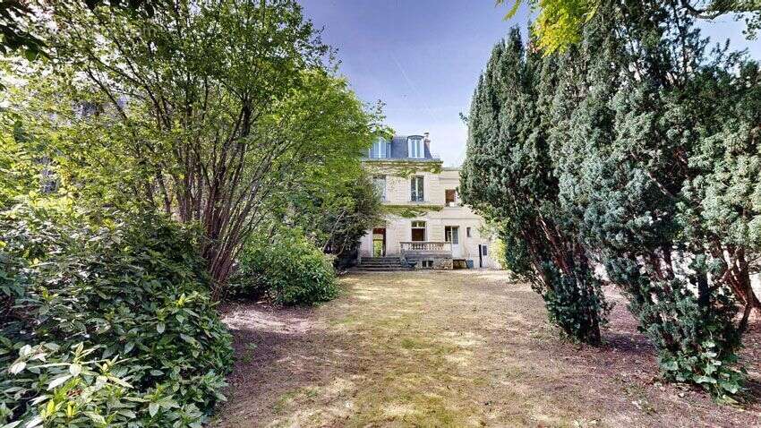 Maison à PARIS-16E