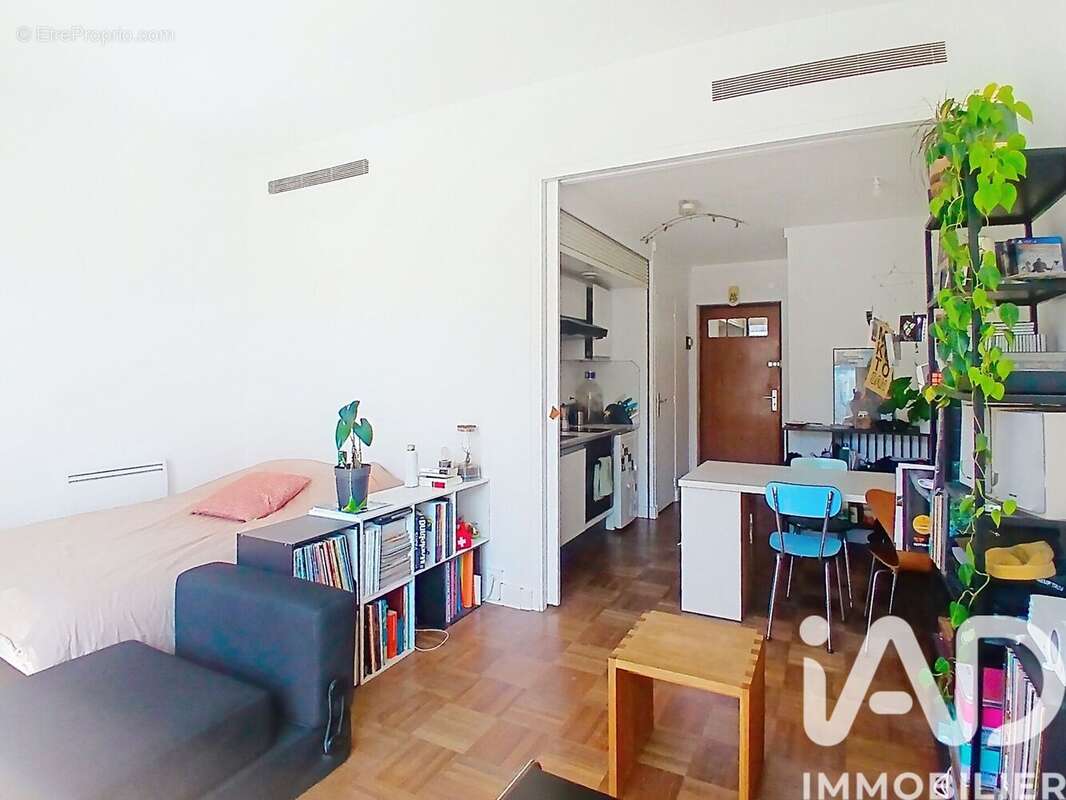 Photo 8 - Appartement à PARIS-10E