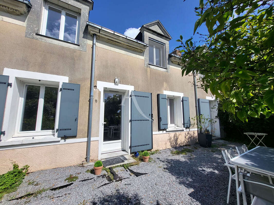 Maison à SAINT-GERMAIN-DES-PRES