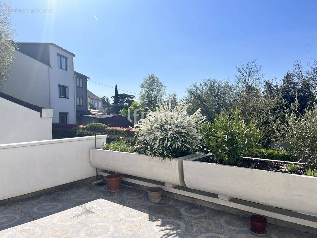 Appartement à BRY-SUR-MARNE