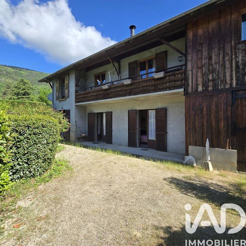 Photo 1 - Appartement à ALLEVARD