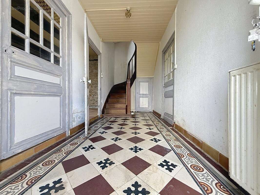 Maison à SAINT-JORY-LAS-BLOUX