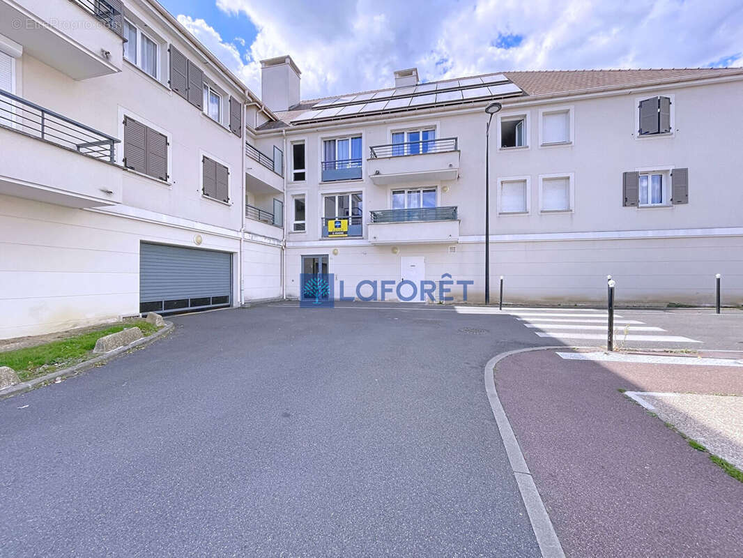 Appartement à SAINT-PIERRE-DU-PERRAY